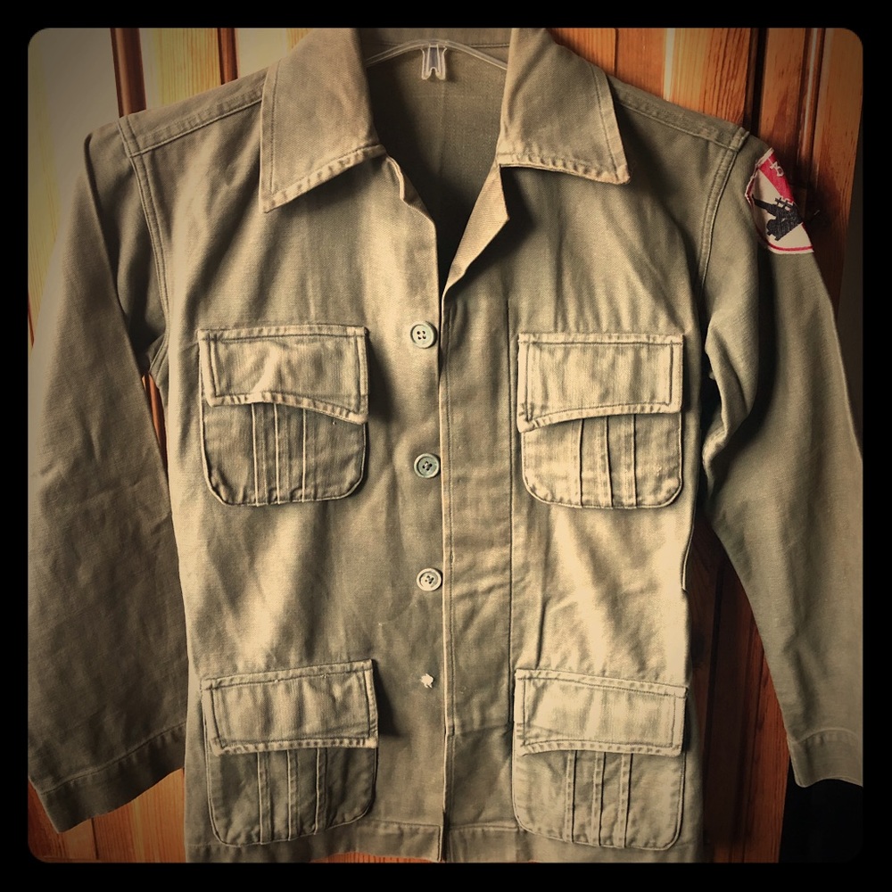 Vintage army green jacket